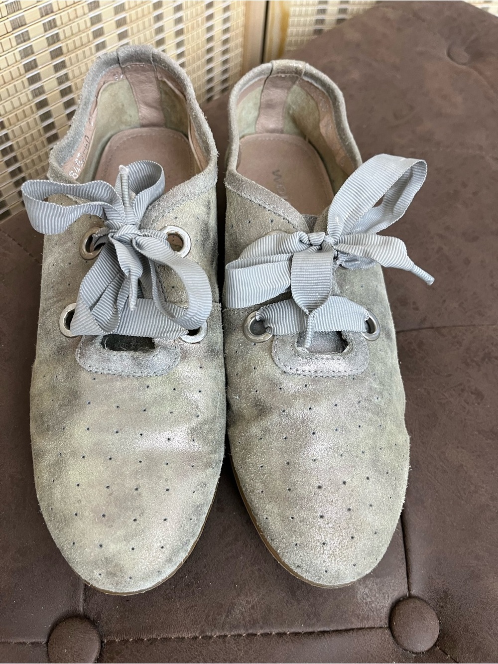 Vintage Women's Suede Lace-Up Gray flat shoes